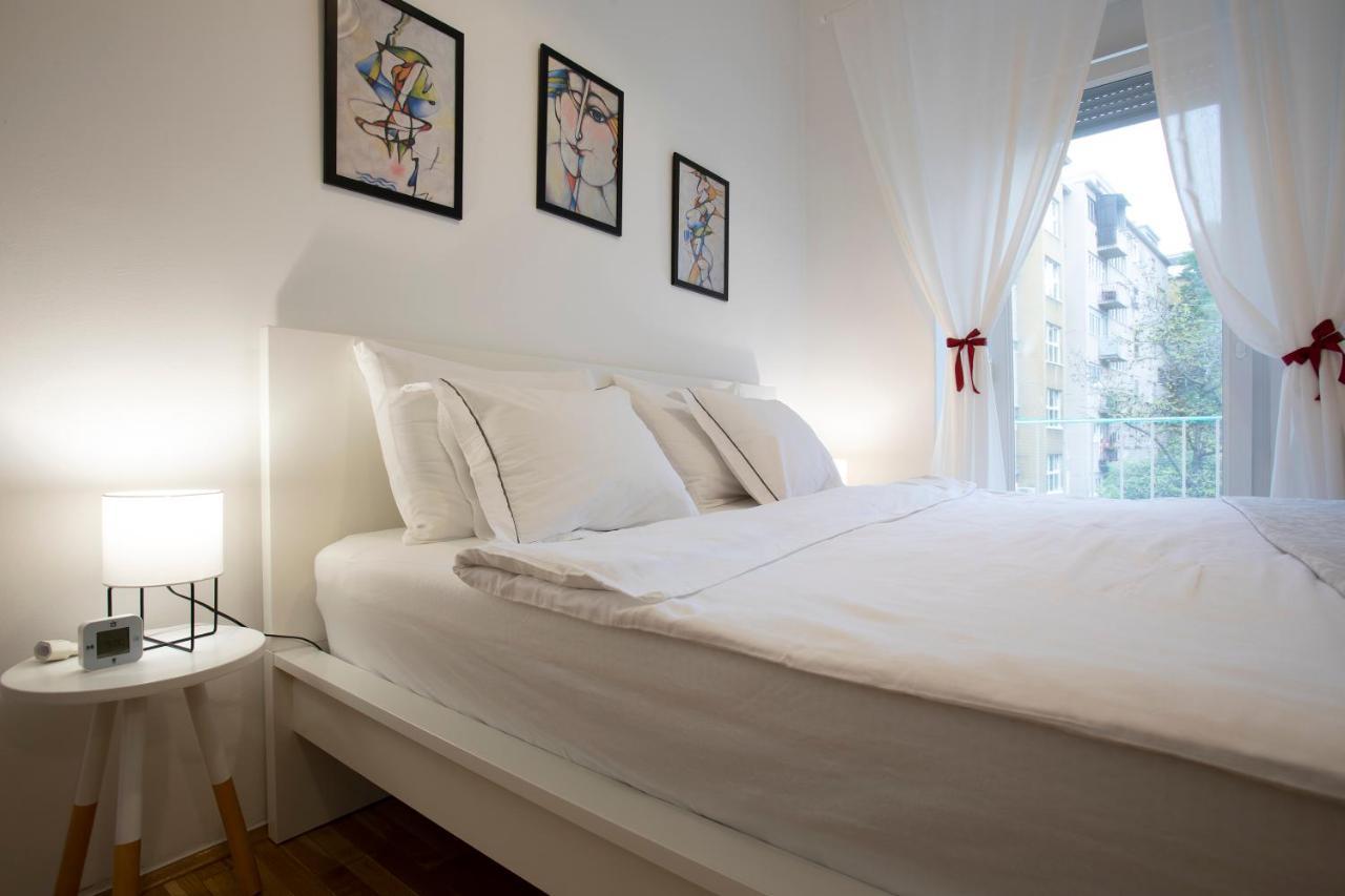 Vedrana-Near Centre And Free Garage, Electricity For Electric Cars Zagreb Luaran gambar